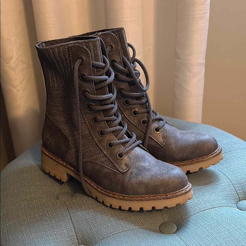 Women's Blowfish Gray Lace-Up Boots